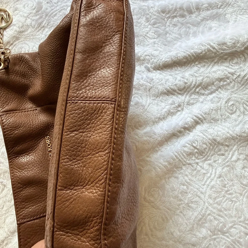 Michael Kors Brown Leather Hobo Bag Shoulder Purse Gold Tone Logo